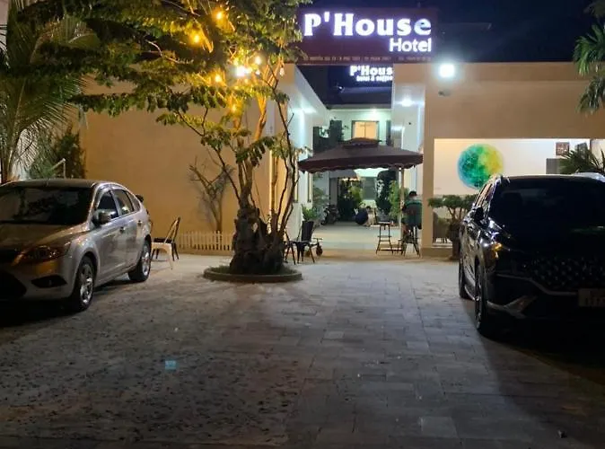 P'house Khách sạn
