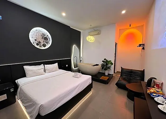 P'house Khách sạn 2*