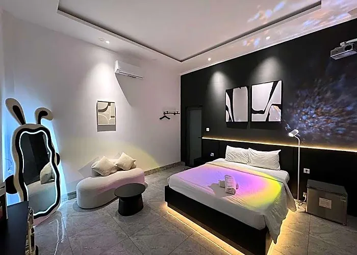 Khách sạn P'house 2*