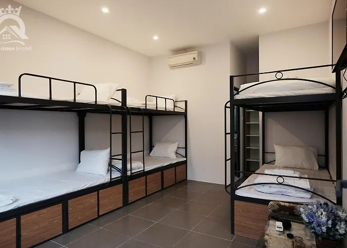 Khách sạn P'house 2*